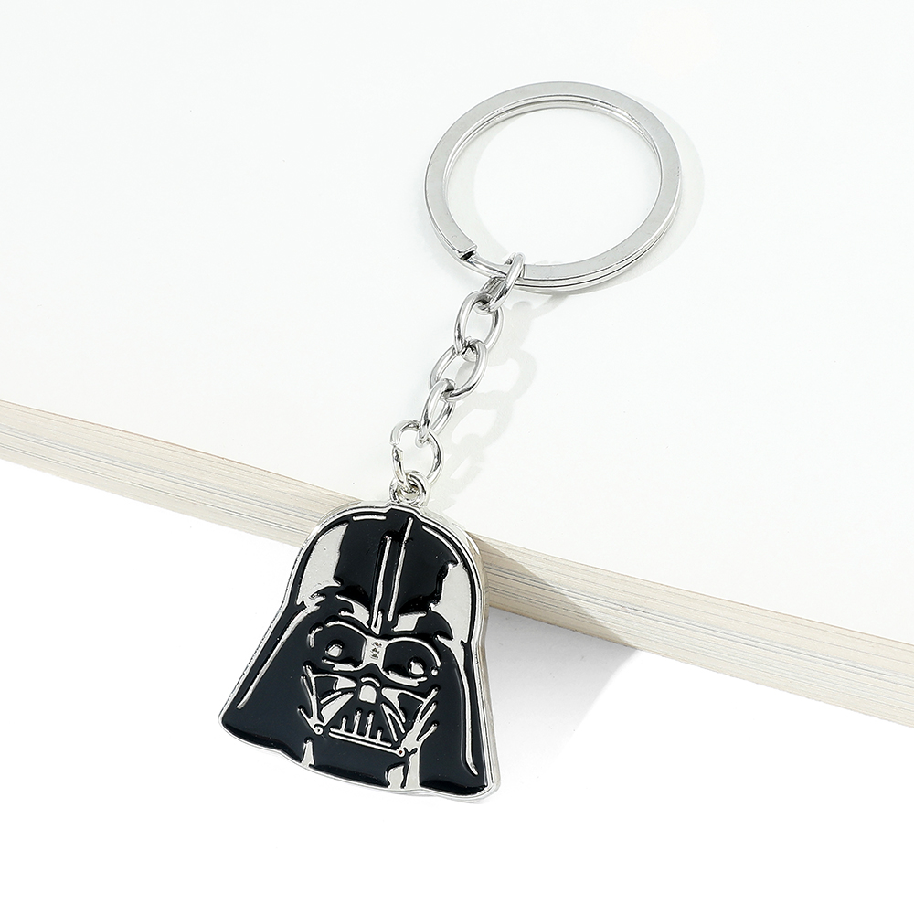 Car Accessories Quirky - Metalowy brelok z hełmem postaci z